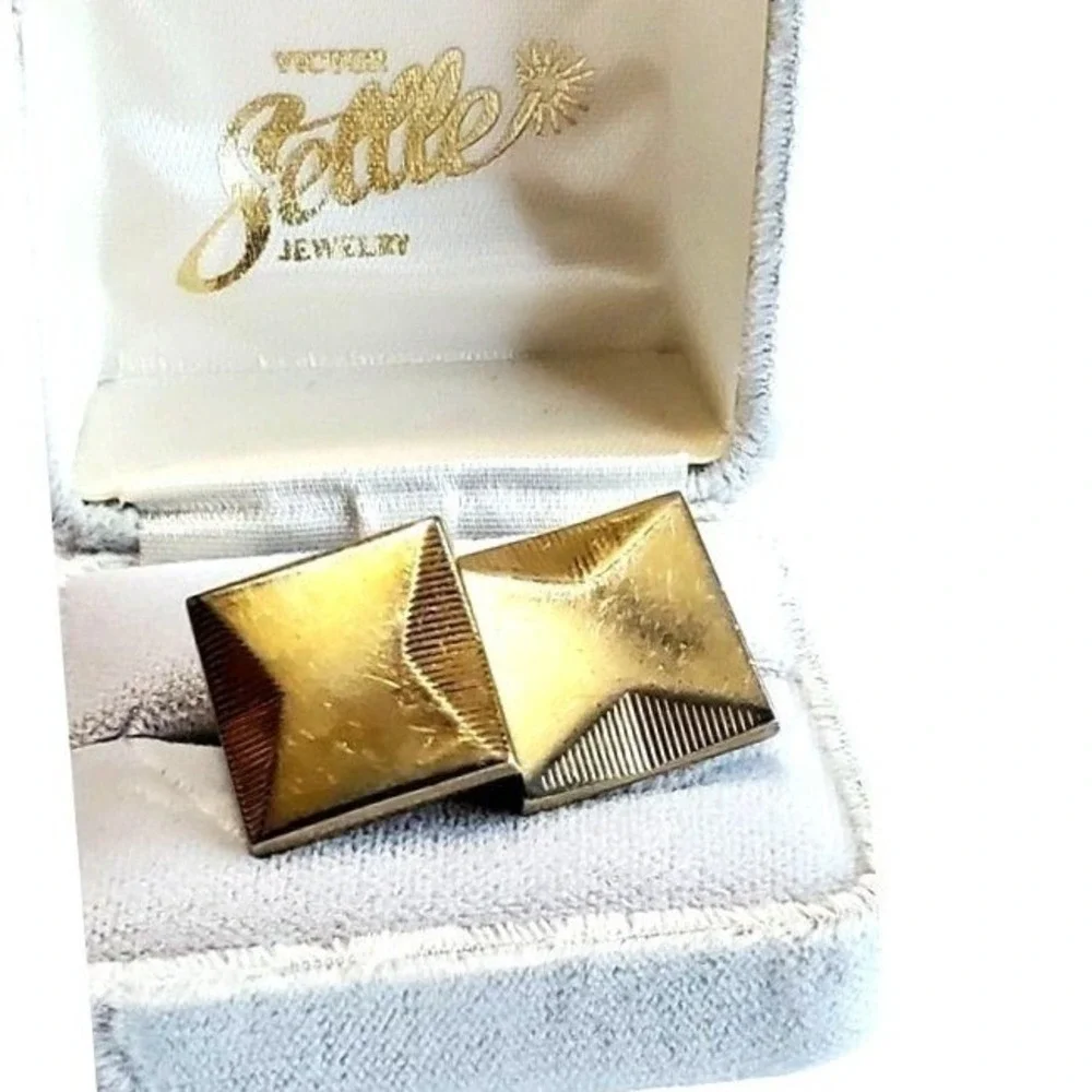 Vintage Swank Gold Tone Square Cufflinks Settles‎ Jewelry Indiana 1970s-1990s